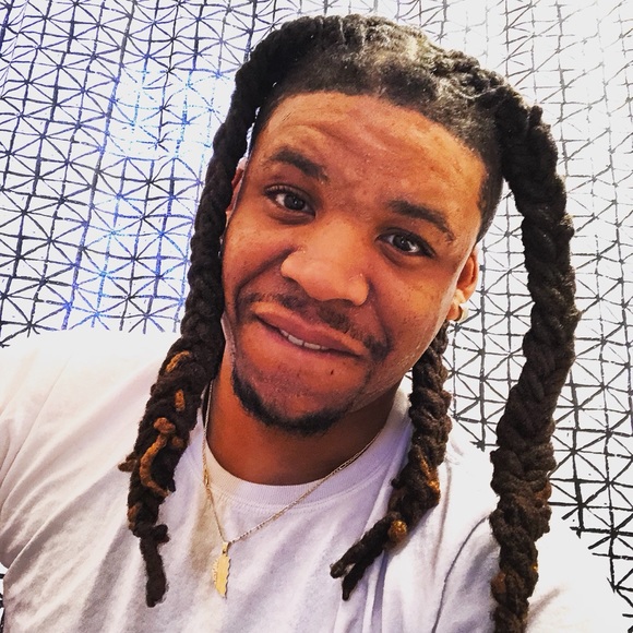 Meet your Posher, Yaseem - Picture 1 of 1